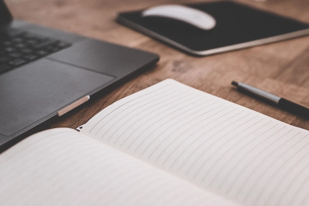 paper, a book, laptop, training, document, web design, office, company, communication, write, design, notes, notebook, strategy, conception, empty, throughts, stationery, pens, ballpoint pen, resolutions